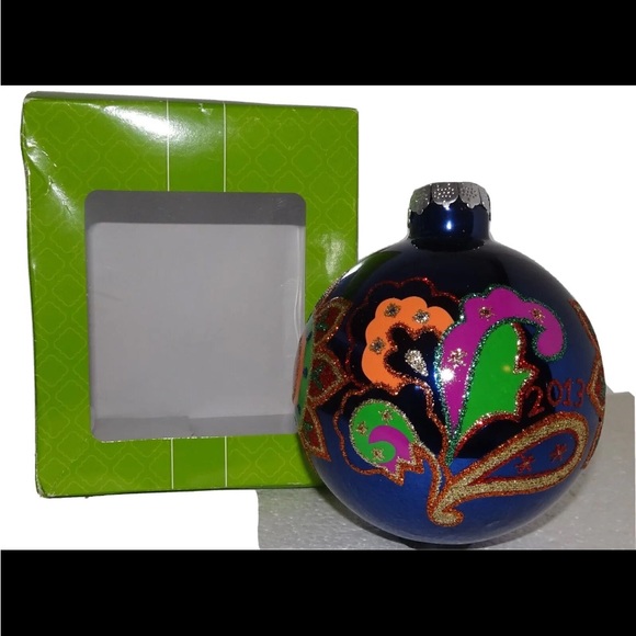 NIB Vera Bradley Venetian Paisley
Christmas Holiday Tree Ornament - Picture 1 of 9